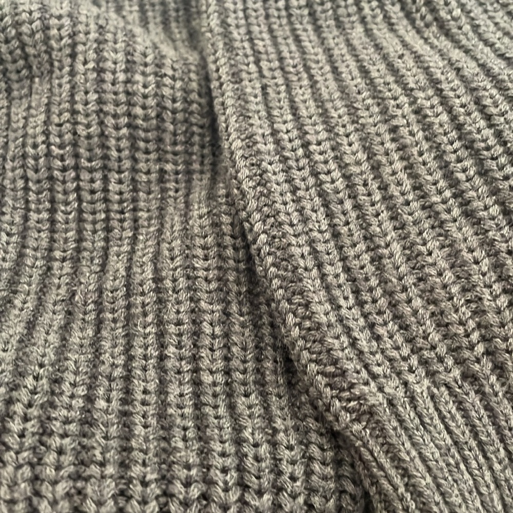 V neck sweater dress - Picture 3 of 5